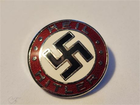 WW2 WWII Nazi German Third Reich Enamel Heil Hitler swastika pin badge